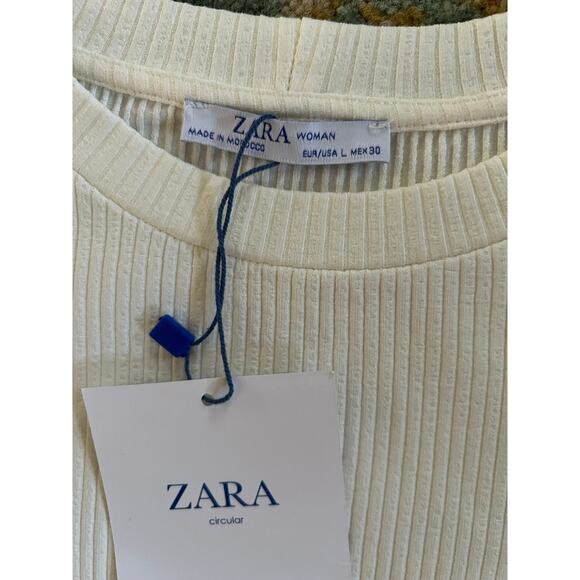 Zara Ribbed Cropped Short Sleeve Fitted T Shirt with Buttons - Picture 3 of 9